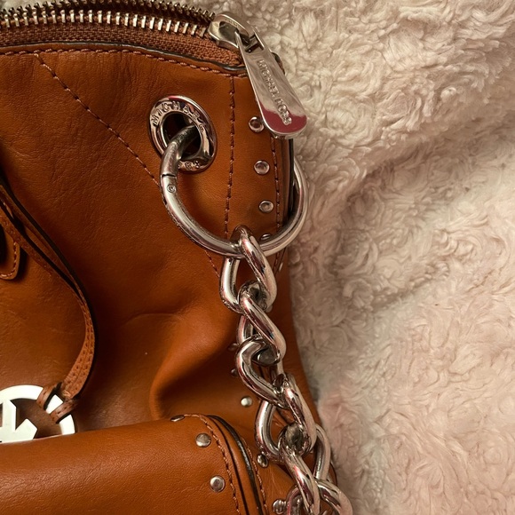 Michael Kors Uptown Astor Studded Leather Satchel/Tote 2 handles 1 Strap Camel - Picture 8 of 10